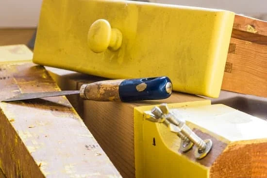 How to improve the environment at home: Use energy-efficient appliances and natural cleaning products