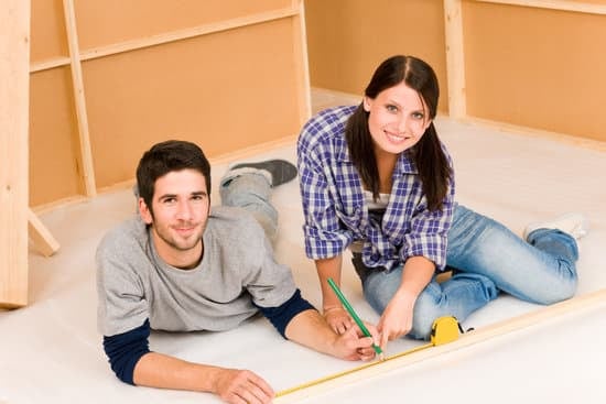 Hiring a professional deck builder for your home improvement project - How to pick the right one